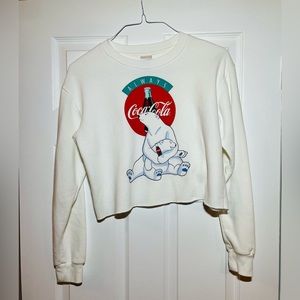 women’s M Coca Cola cropped sweatshirt
